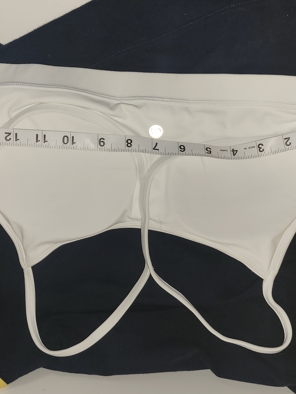 CRZ YOGA White Sports Bra Size Medium